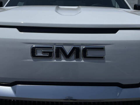 2025 GMC Sierra EV Denali