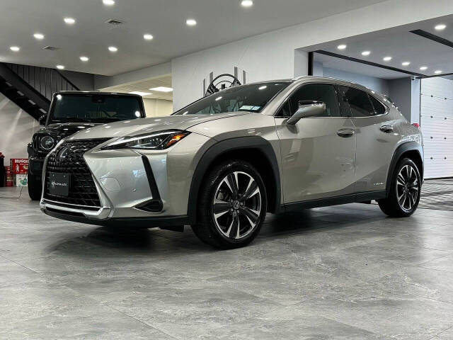 2021 Lexus UX 250h for sale at Alpha Auto Long Island in Westbury, NY