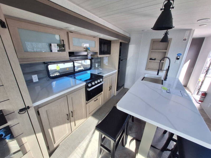 2024 Forest River Salem 28VIEW