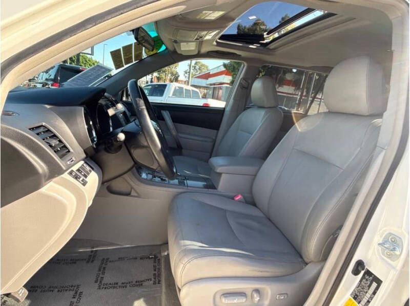 2008 Toyota Highlander Sport