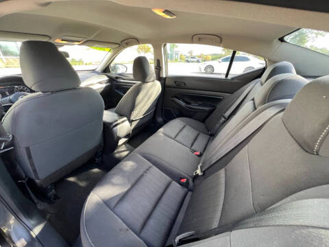 2023 Nissan Altima 2.5 SV