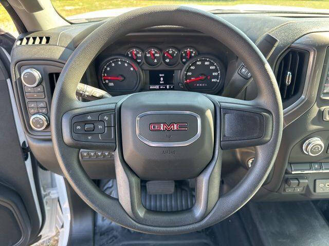 2025 GMC Sierra 2500HD Pro