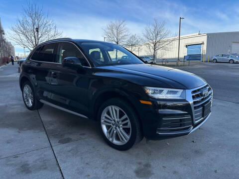 2020 Audi Q5 quattro Premium Plus 45 TFSI