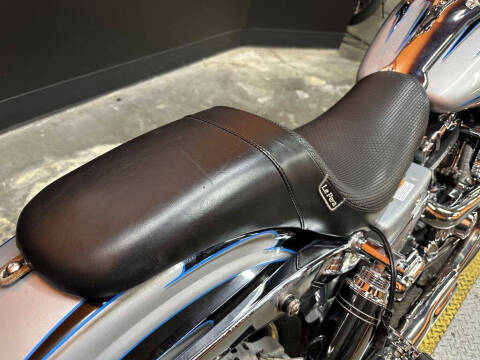 2007 Harley-Davidson FXDSE - Dyna Screamin' E