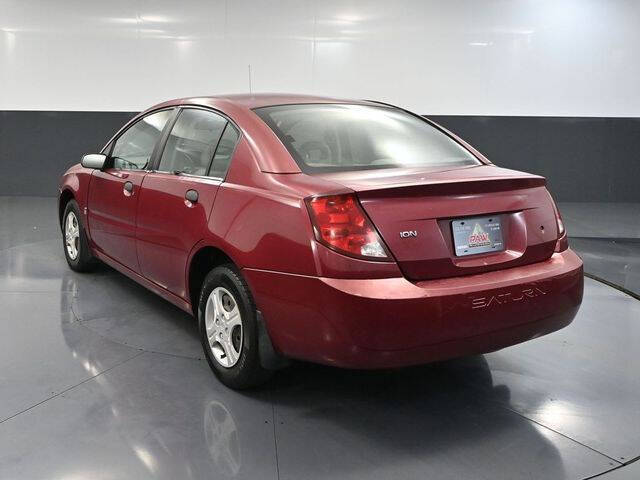2004 Saturn Ion 1