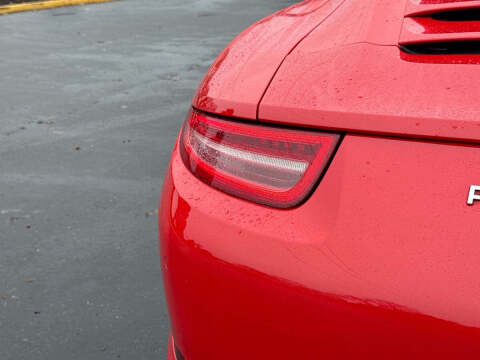 2015 Porsche 911 Carrera