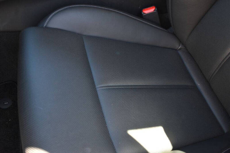 2025 Genesis G70