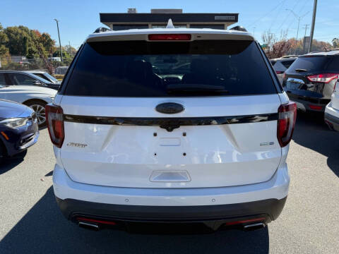 2016 Ford Explorer Sport