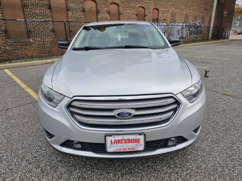 2015 Ford Taurus