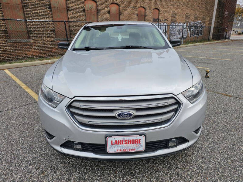 2015 Ford Taurus