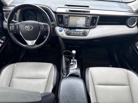 2017 Toyota RAV4 Hybrid Limited