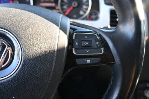 2016 Volkswagen Touareg VR6 Lux