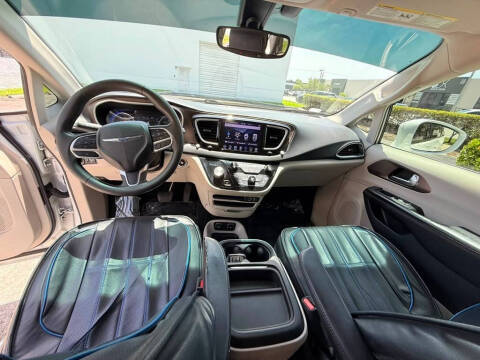 2018 Chrysler Pacifica Touring Plus
