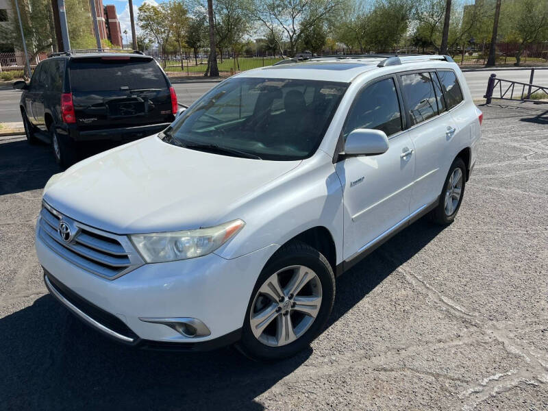 2013 Toyota Highlander for sale at DR Auto Sales in Phoenix AZ