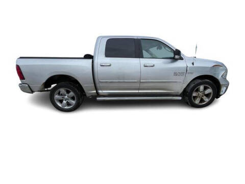 2015 RAM 1500 SLT