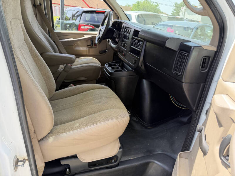 2011 Chevrolet Express 2500