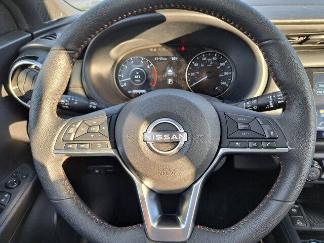 2024 Nissan Kicks SR