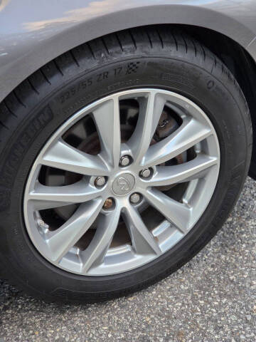 2014 Infiniti Q50 Premium