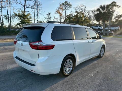 2015 Toyota Sienna