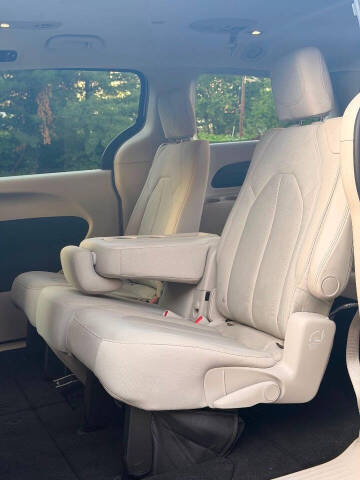 2017 Chrysler Pacifica Touring