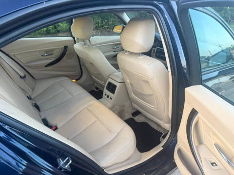 2013 BMW 3 Series 328i xDrive