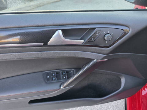 2015 Volkswagen Golf GTI SE