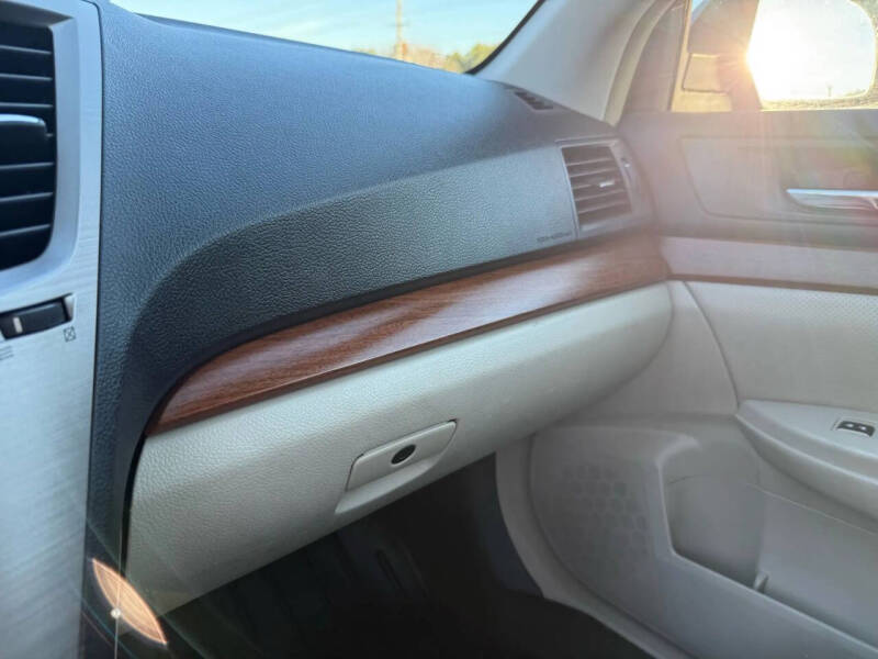 2013 Subaru Outback 2.5i Limited