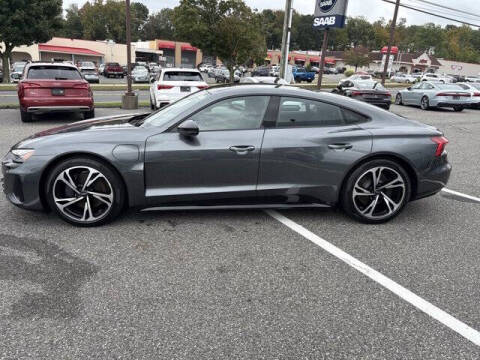 2023 Audi e-tron GT quattro Premium Plus