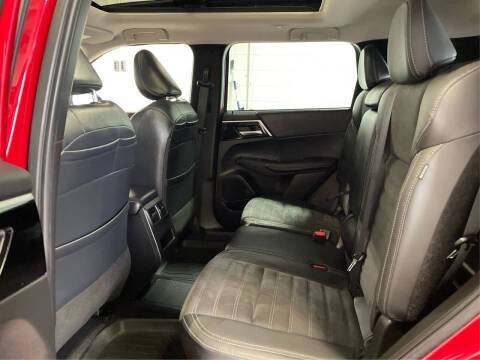 2023 Mitsubishi Outlander PHEV