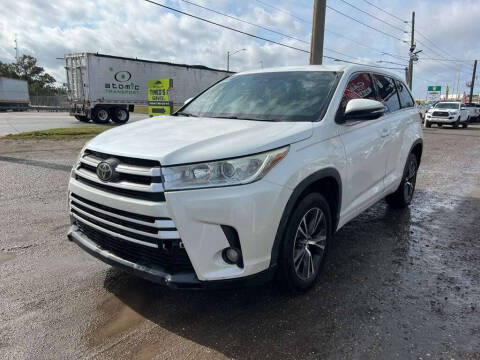2018 Toyota Highlander LE Plus