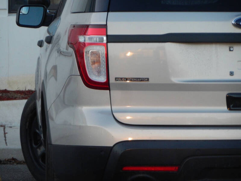 2013 Ford Explorer's photo