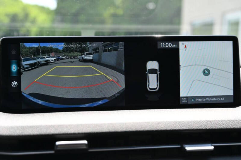 2025 Genesis GV70 2.5T Standard