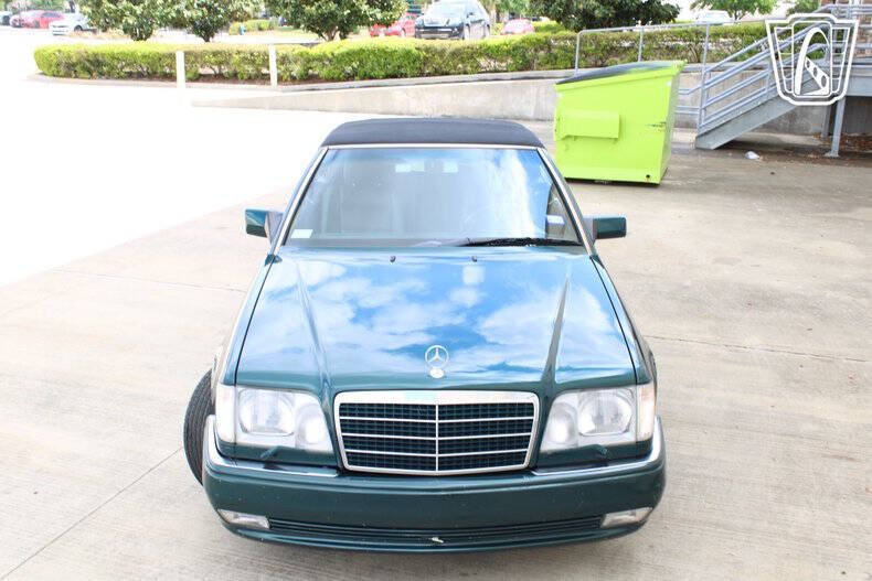 1994 Mercedes-Benz E-Class E 320