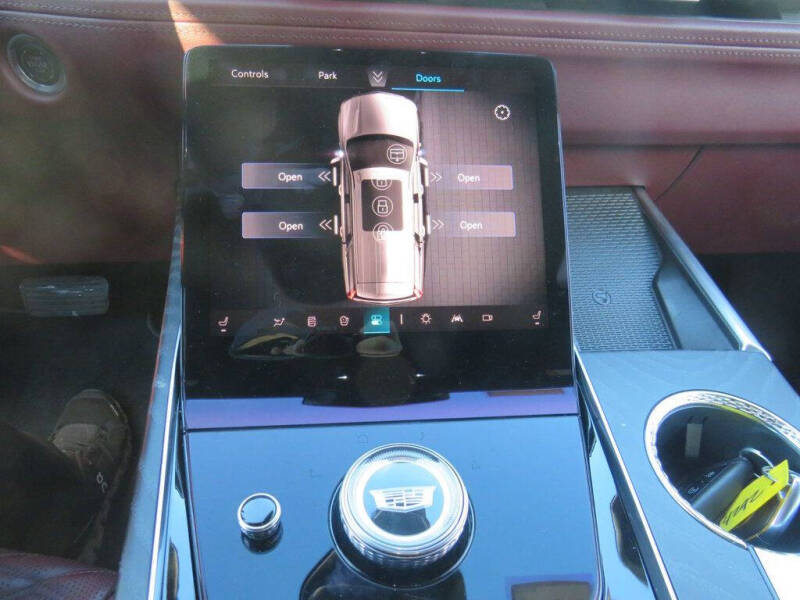 2025 Cadillac Escalade ESV Sport