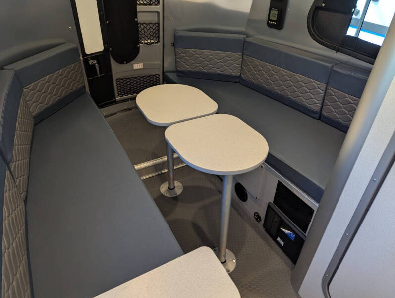 2024 Airstream Basecamp 16 / 16ft