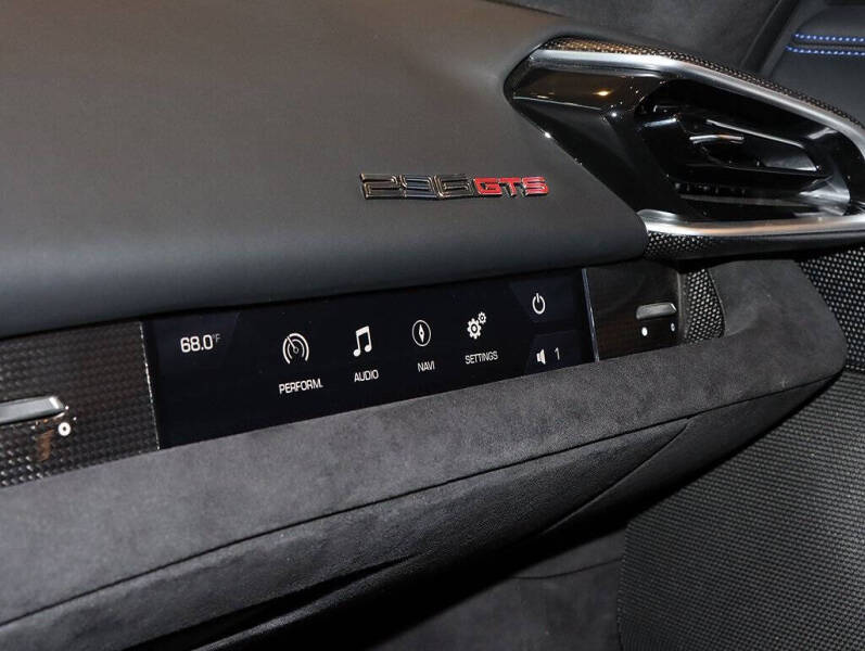 2023 Ferrari 296 GTS