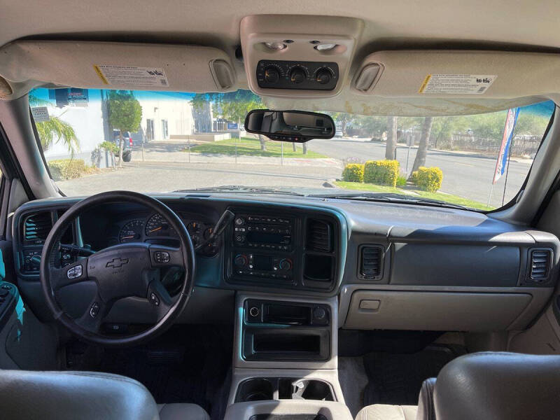 2003 Chevrolet Tahoe LT