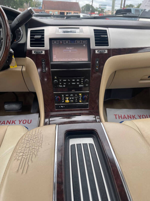 2014 Cadillac Escalade ESV Luxury