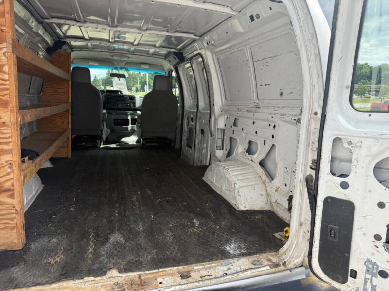 2011 Ford E-Series E-250