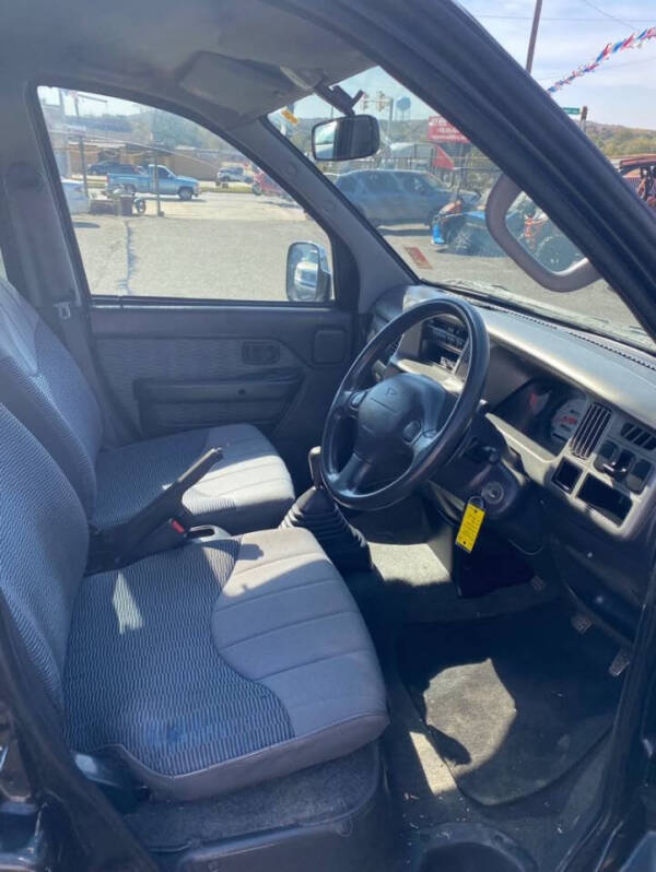 1999 Daihatsu ALTARI