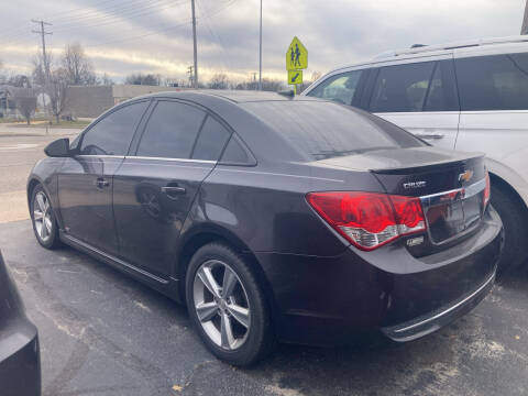 2014 Chevrolet Cruze for sale at RT Auto Center in Quincy IL