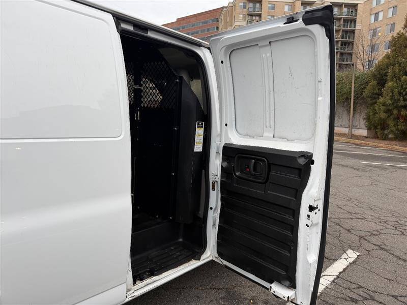 2021 Chevrolet Express 2500