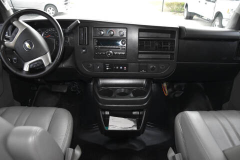 2017 Chevrolet Express LS 3500