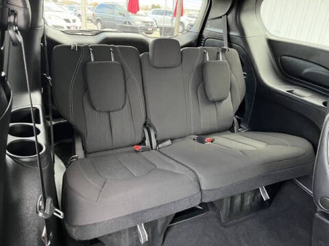 2022 Chrysler Pacifica Touring