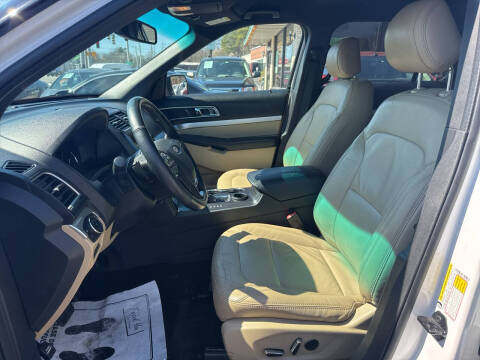 2017 Ford Explorer XLT