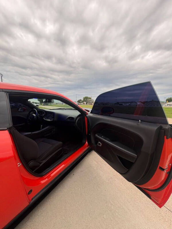 2016 Dodge Challenger SXT