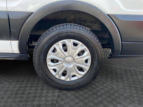 2019 Ford Transit 150 XLT