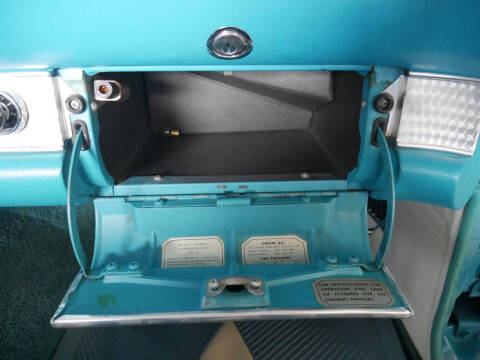 1956 Ford Thunderbird