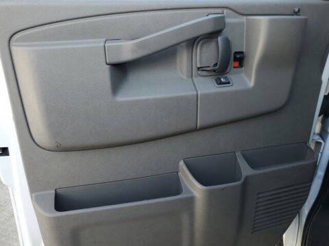 2023 Chevrolet Express 2500