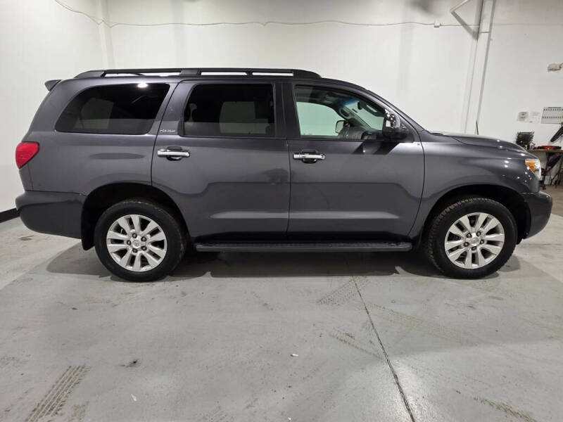 2016 Toyota Sequoia Platinum